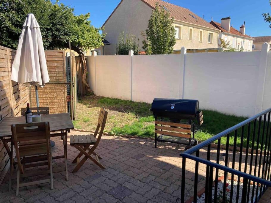 Appartement Duplex : Le Cosy Montgeron Extérieur photo